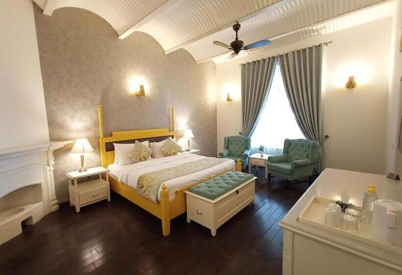 חדר סטנדרט נוף לגינה, Pine Retreat Mallroad