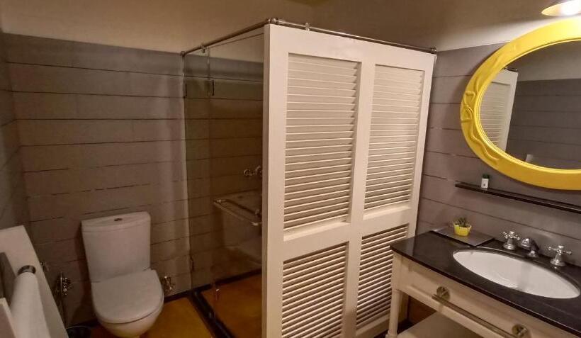 חדר סטנדרט נוף לגינה, Pine Retreat Mallroad