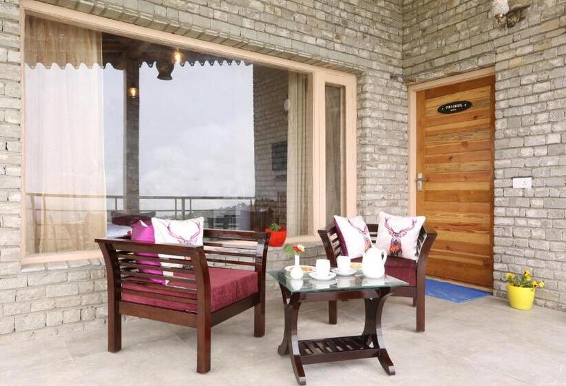 جناح مطلّ علي الجبل, The Moksh Eco Inn