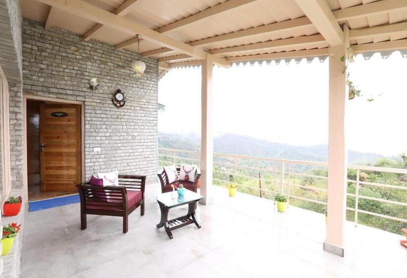 جناح مطلّ علي الجبل, The Moksh Eco Inn