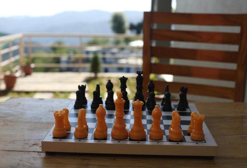 غرفة سوبيريور سرير كينج, The Moksh Eco Inn