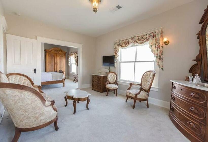 Студия Deluxe, Clifton House
