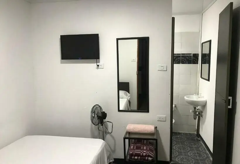 デラックスルーム, Residencias La Marquesa 2