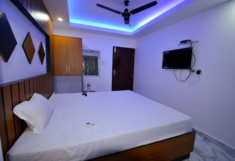 Standard-huone, Om Guest House