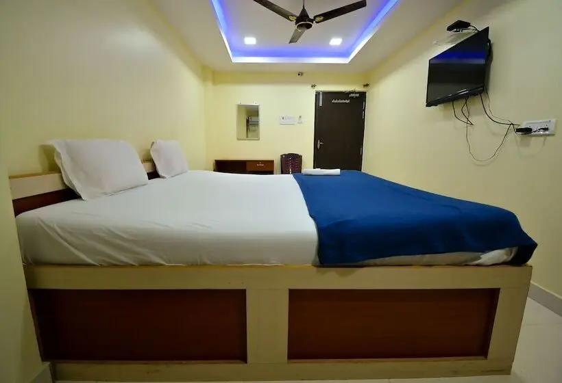 اتاق لوکس, Om Guest House