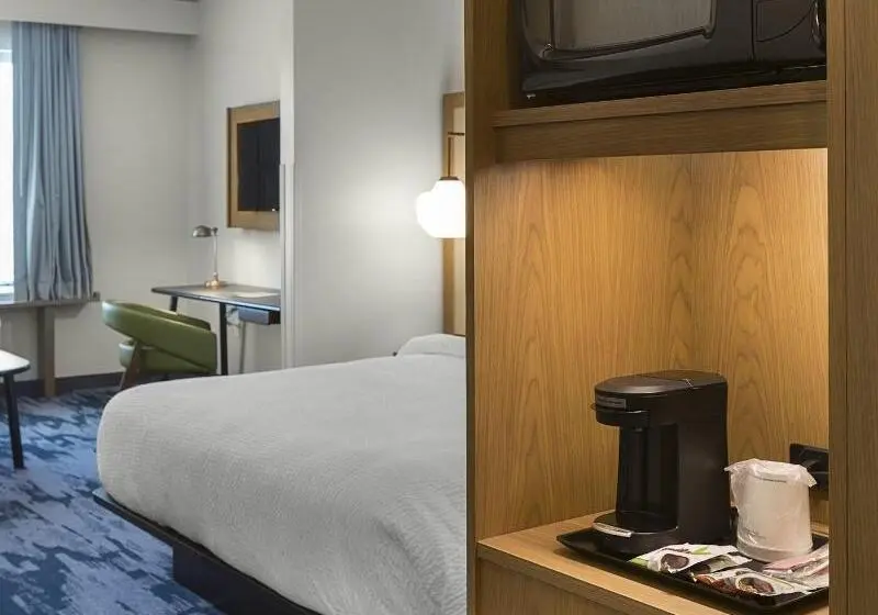 キングサイズベッドのスイートルーム, Fairfield Inn & Suites By Marriott Shelby