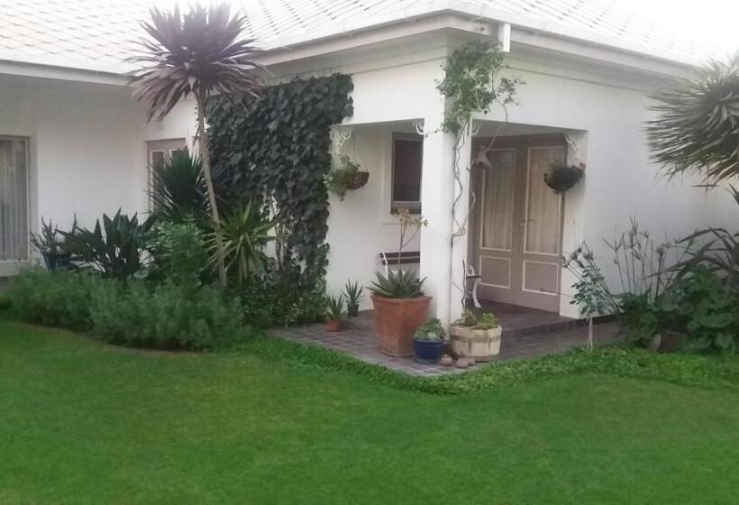 اتاق لوکس با چشم‌انداز دریا, Haus Schaaf B&b