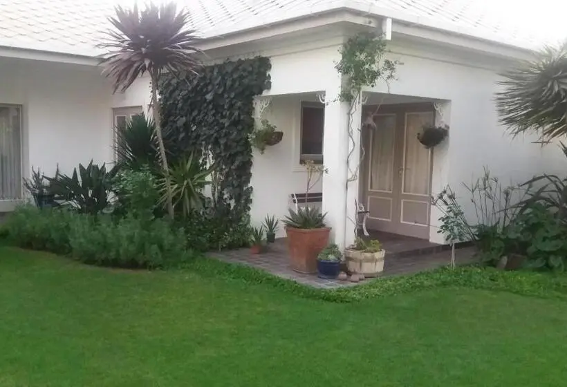 اتاق لوکس با چشم‌انداز دریا, Haus Schaaf B&b