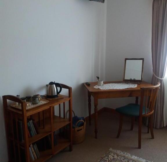 اتاق استاندارد یک نفره, Haus Schaaf B&b