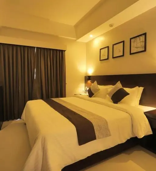 ３ベッドルームアパートメント, D Fort Hotel Kollam