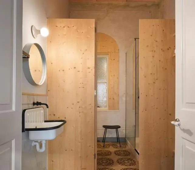 Suite, Hevresac Singular & Small