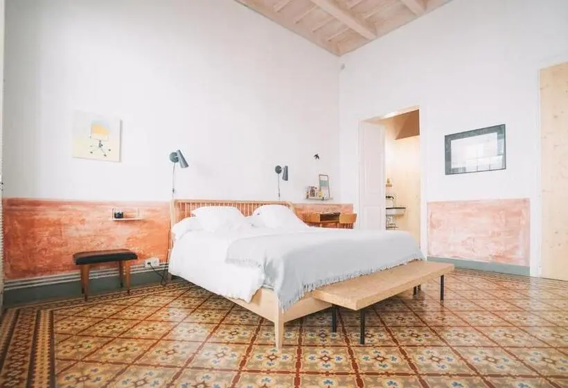 Suite, Hevresac Singular & Small