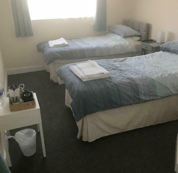 Quarto Estandar, The Straw Bear