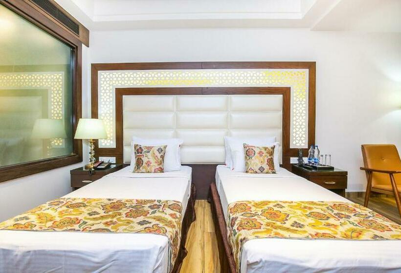 חדר דלוקס, Stella Continental