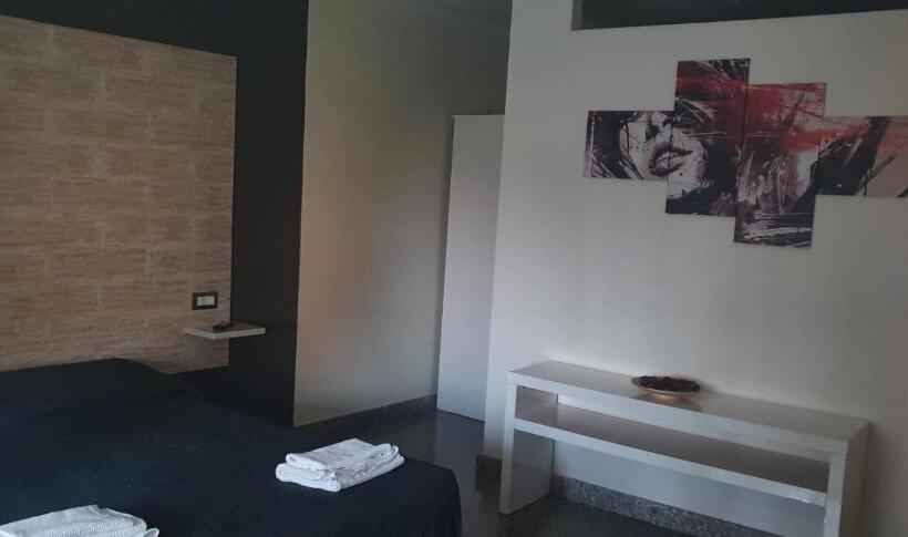 Четырехместный Номер Стандарт, Lalunanera