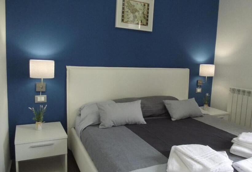 Трехместный Номер Стандарт с Балконом, Le Due Sicilie B&b