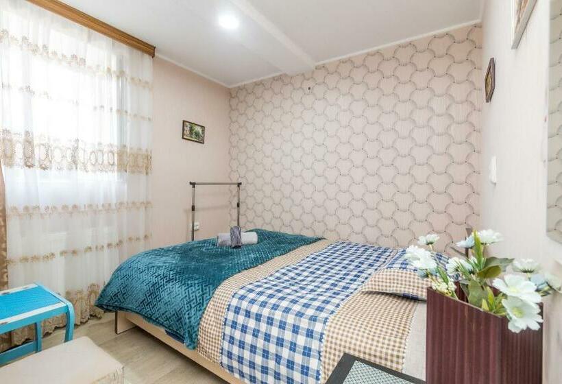 اتاق استاندارد, Guest House Poligloti