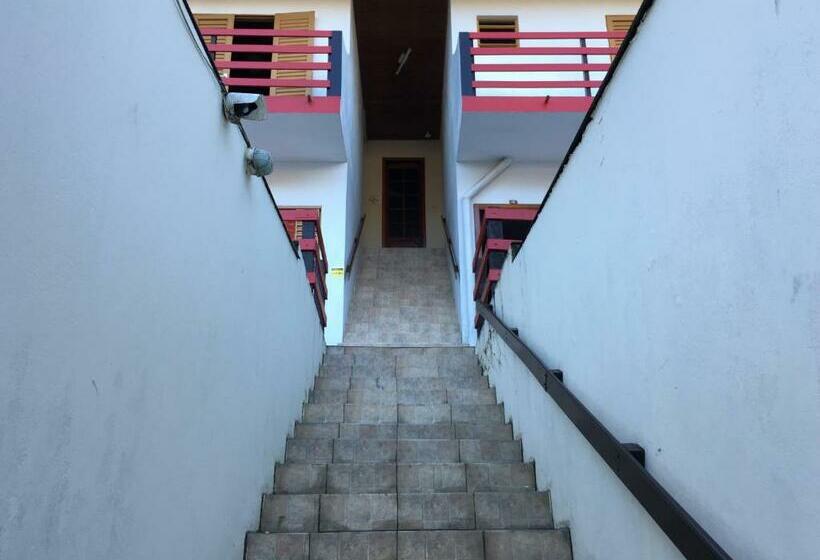 Quarto Triplo Economy, Pousada Nihhon