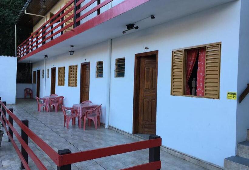 Quarto Quadruple Standart com Varanda, Pousada Nihhon