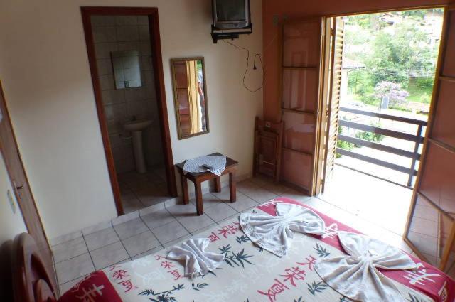 Quarto standart com varanda, Pousada Nihhon