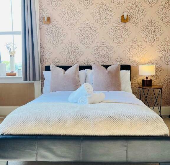 جناح عائلي, The Blends Latheronwheel