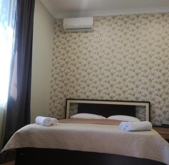 اتاق استاندارد سه نفره, Guest House Kakheti