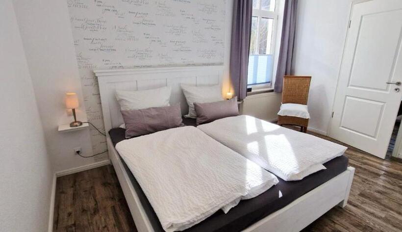 سوییت, Gästehaus Teerlings Hafen