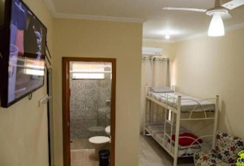 Suíte Deluxe, Pousada Amigos Pela Fé