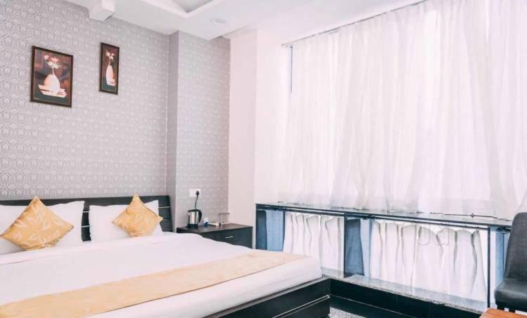 豪华房间, Suraj Palace