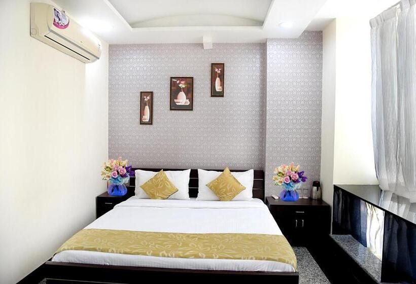 高级大房间, Suraj Palace