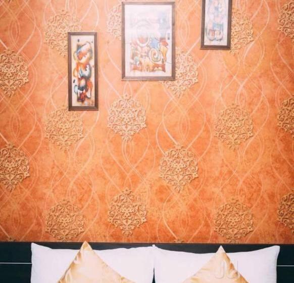 高级大房间, Suraj Palace