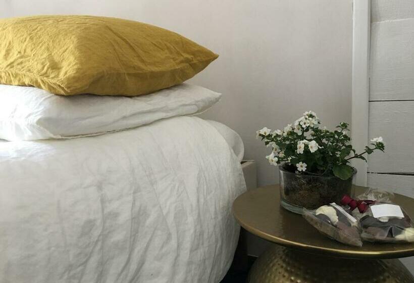 غرفة قياسية, Les Clés D Ars