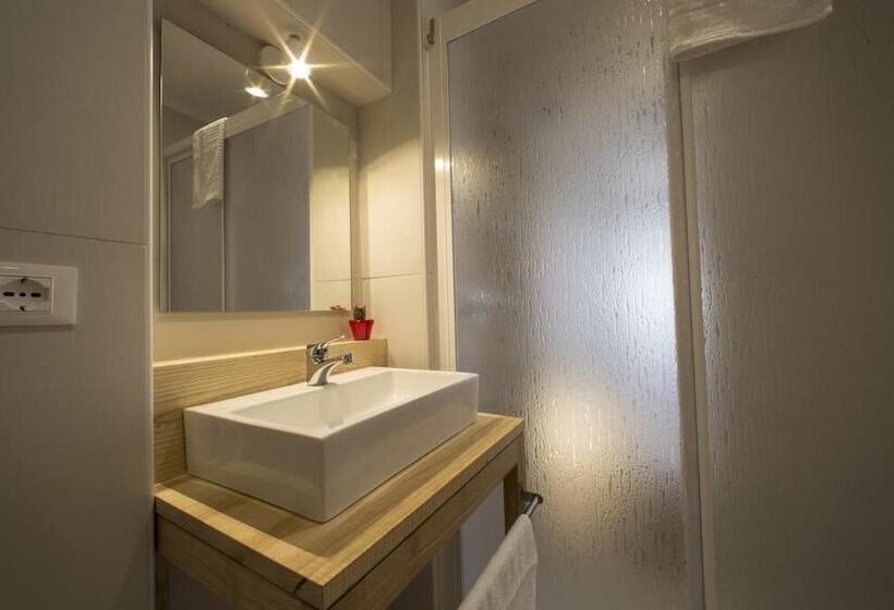 豪华房间, Tramura Guest House