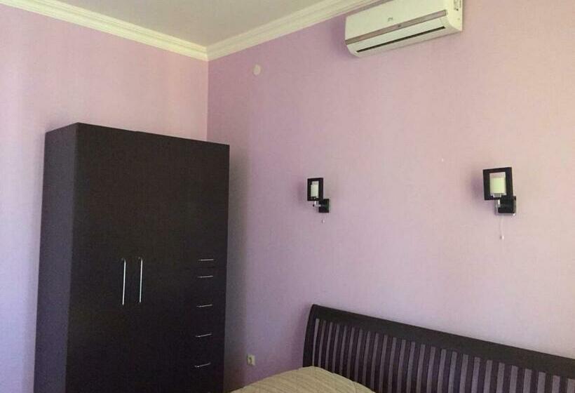 Family Suite, George's House