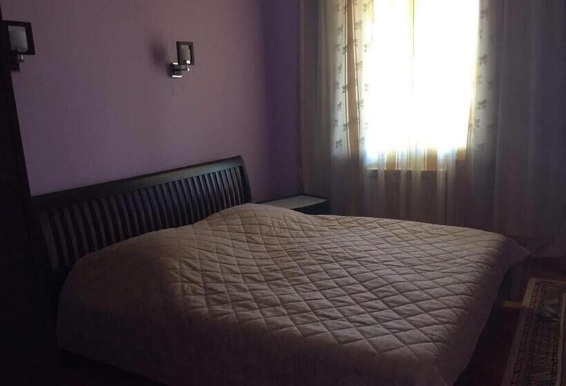 Suite with Balcony, George's House