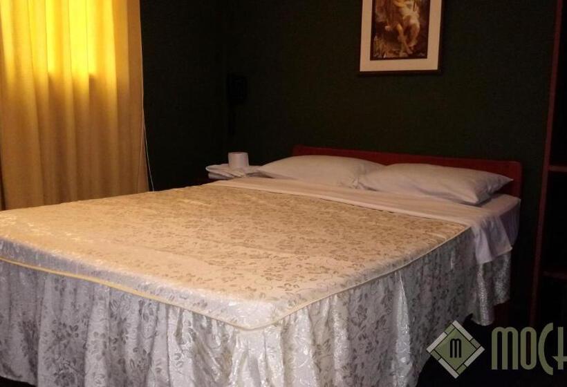חדר סטנדרט חדר אמבטיה משותף, Hostal Residencial Mochica