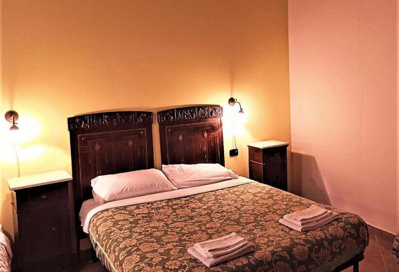 اتاق خانوادگی, I Templari