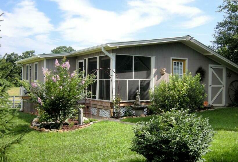 오두막, Piney Hill B & B And Cottages