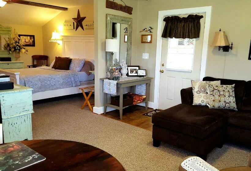 오두막, Piney Hill B & B And Cottages