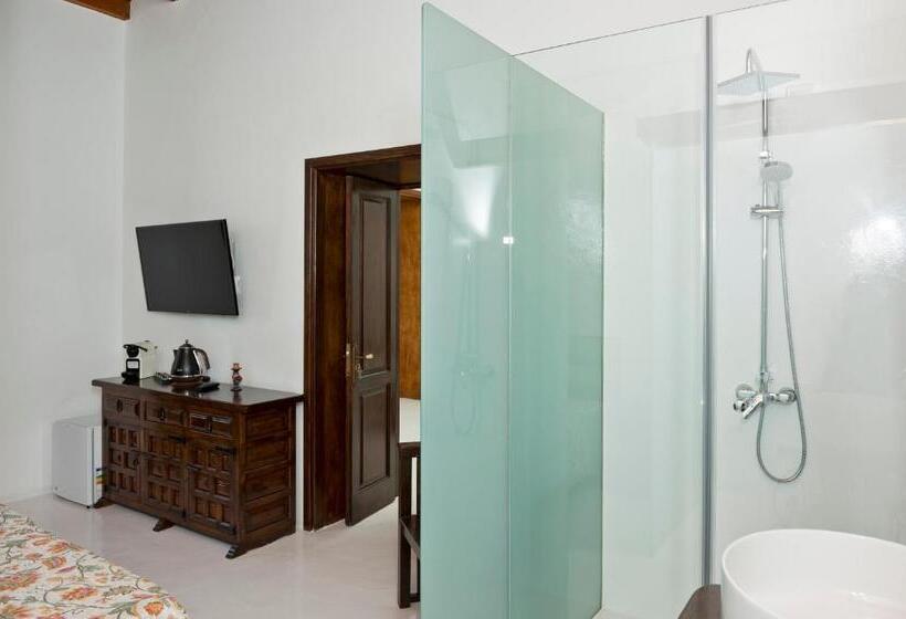 Номер Deluxe Вид на Море Боковой, Finca Isolina Hotel Boutique   Adults Recommended