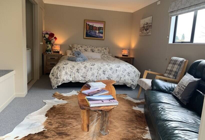 Номер Стандарт, Trout N Trail Bnb