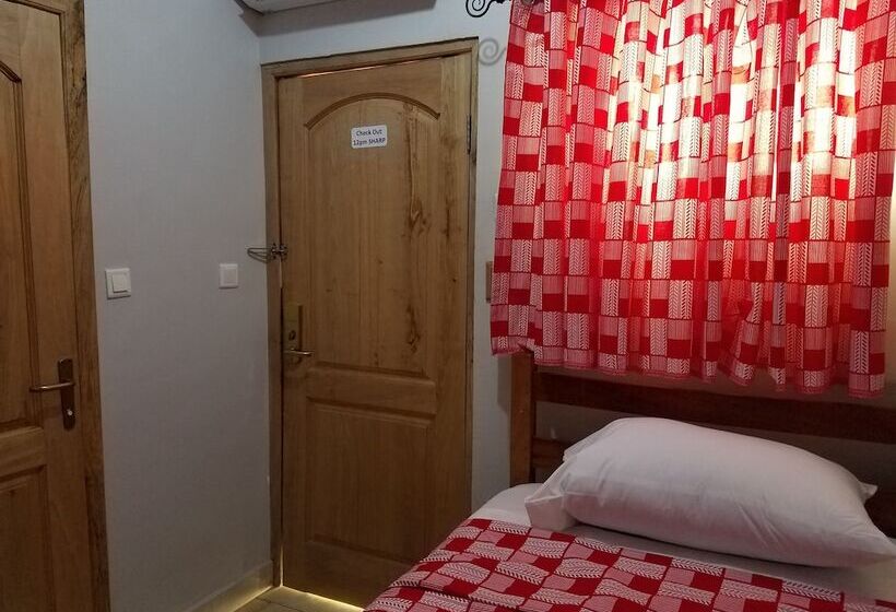 חדר סטנדרט יחיד, Sharp Guesthouse