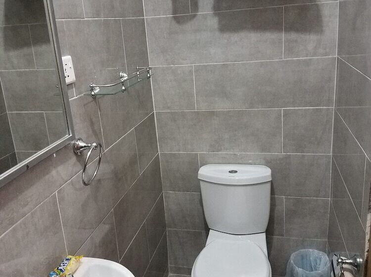 חדר סטנדרט יחיד, Sharp Guesthouse