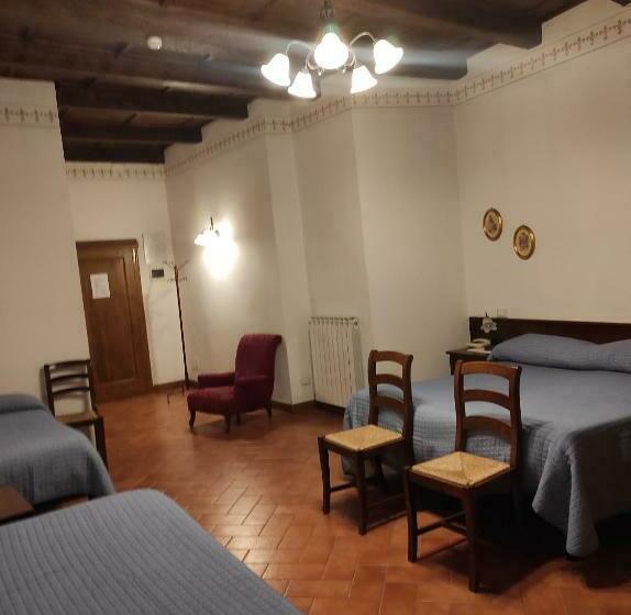 スタンダード4人部屋, Albergo Casentino