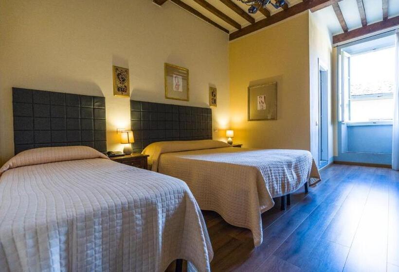 スタンダードトリプルルーム, Albergo Casentino