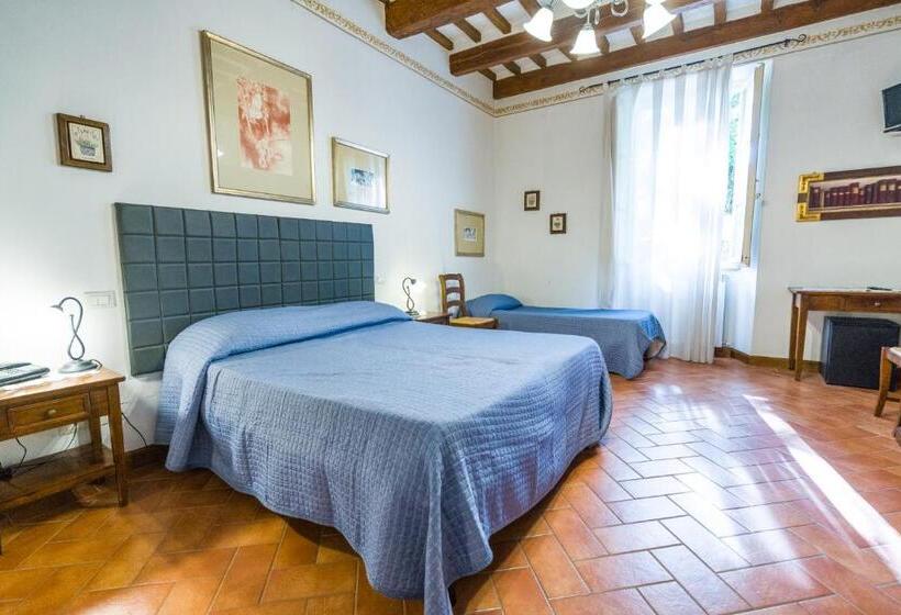 スタンダード4人部屋, Albergo Casentino