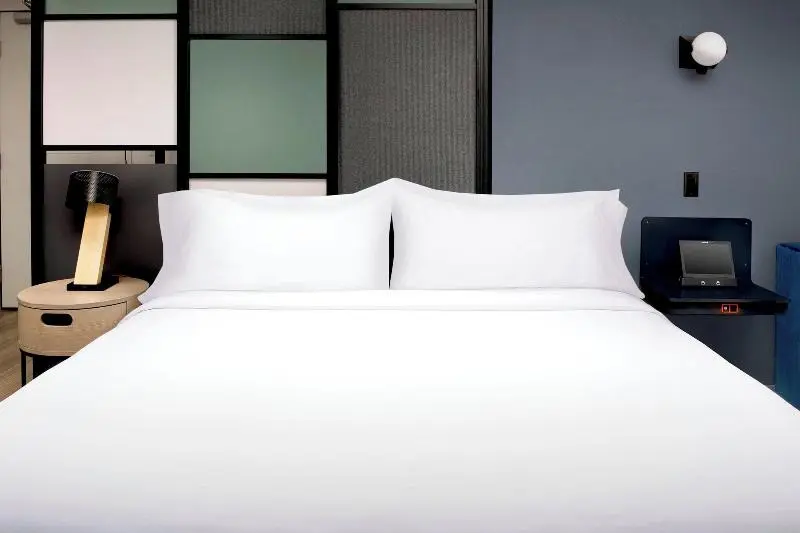 スタンダードルーム, Aloft Dublinpleasanton
