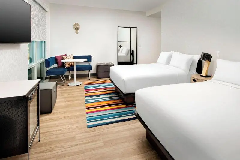 スタンダードルーム, Aloft Dublinpleasanton