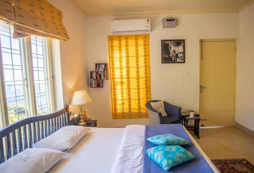 豪华房间, Seclude Lansdowne