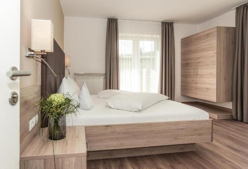 标准间带阳台, Lingers Suites & Residence